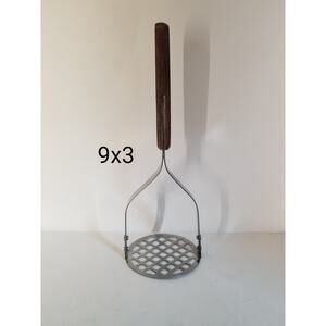 Vintage Robinson Stainless USA Potato/Vegetable Masher Riveted Wood Handle 9 In